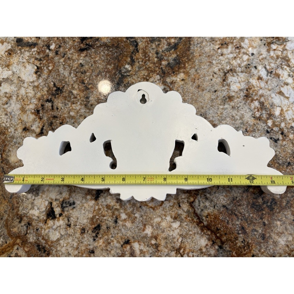 Weathered-look Shabby Chic Filigree White Wood Wall Decor Picture Topper EUC - Picture 6 of 11
